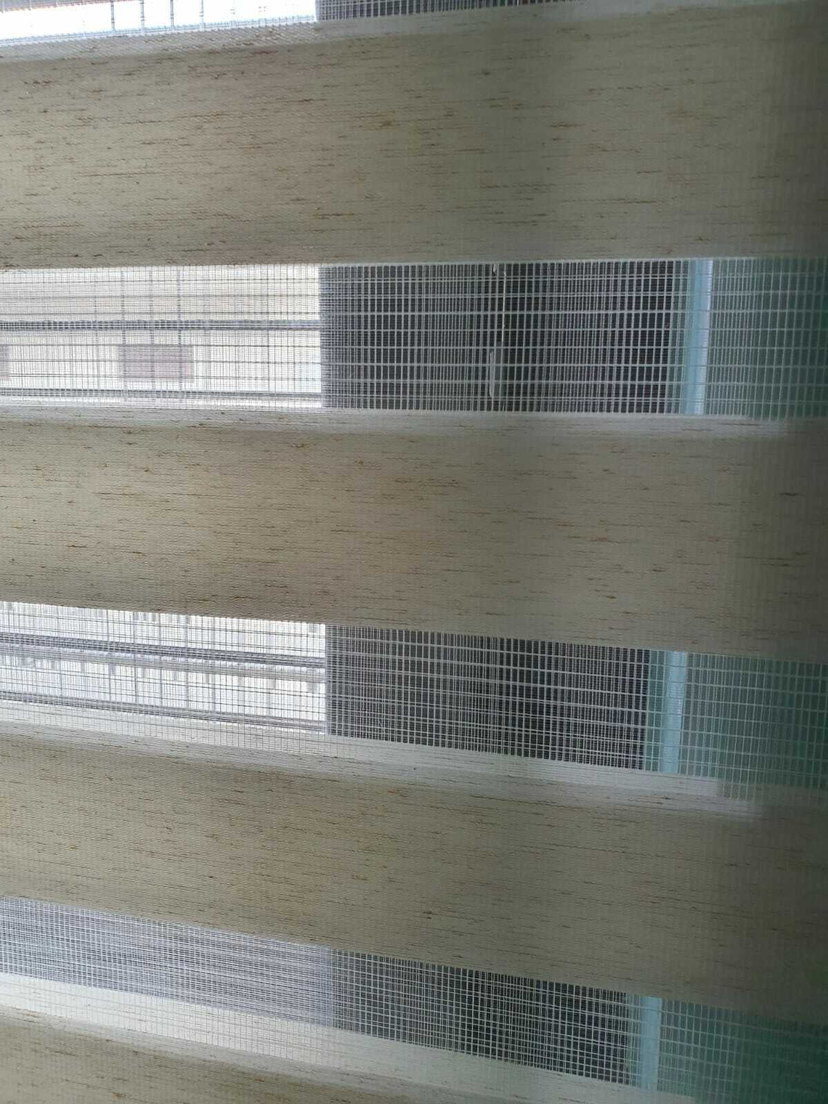 TENDA a RULLO DAY E NIGHT GIORNO E NOTTE COPRENTE COMANDO CATENELLA LINEA ORO